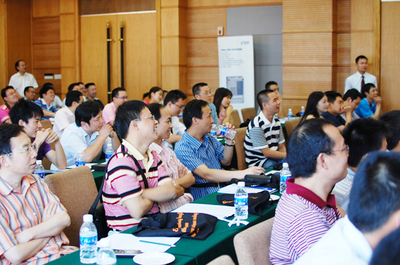 2010新時達新產品技術交流會-重慶站 - 新時達_電梯企業新聞_ - 電梯資訊 - 共利電梯網