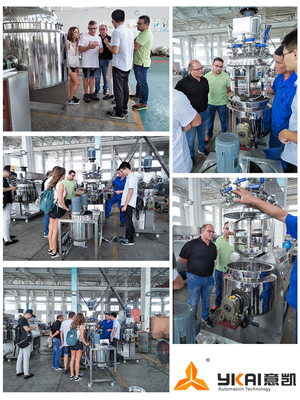 西班牙客戶來訪考察化妝品乳化機設備!